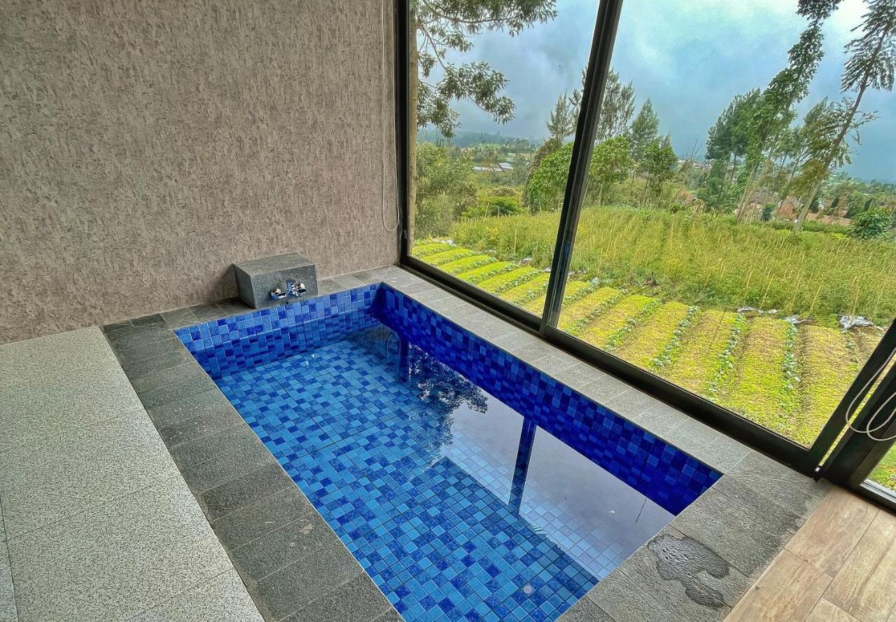 Azana Essence Selo Boyolali Villa Exterior photo