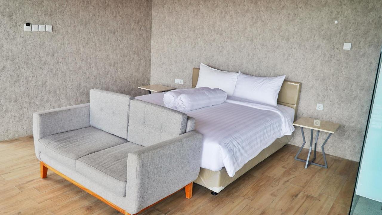 Azana Essence Selo Boyolali Villa Exterior photo